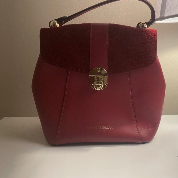 Purse - Picture 1 of 2